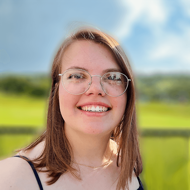 chloe.png